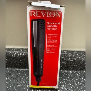 Revlon Black Quick and Smooth Flat Iron